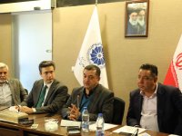 نشست نائب رئیس اتاق ایران با اعضای هیات نمایندگان و روسای تشکل های اتاق شیراز